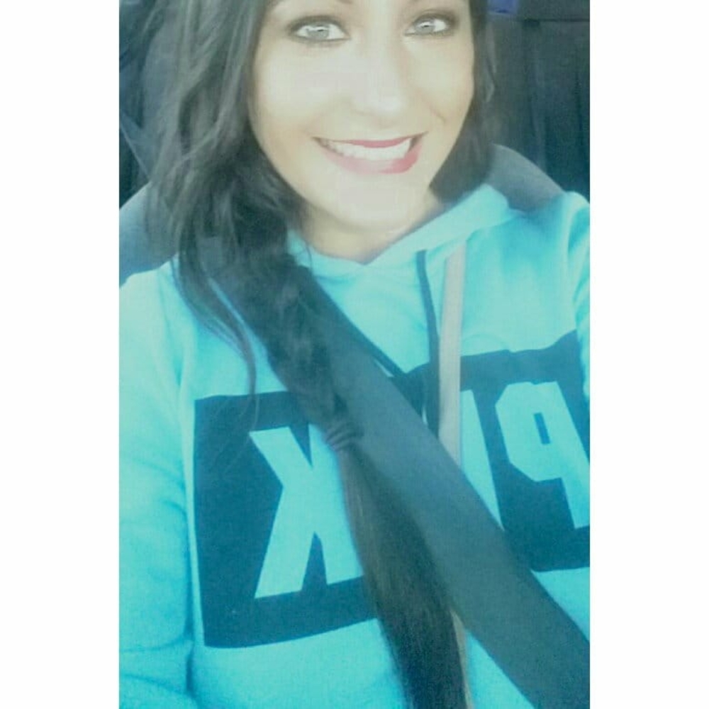 Meet your Posher, Raquel